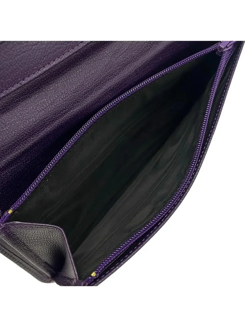 Chanel Purple Leather Bifold Wallet #292686C64B